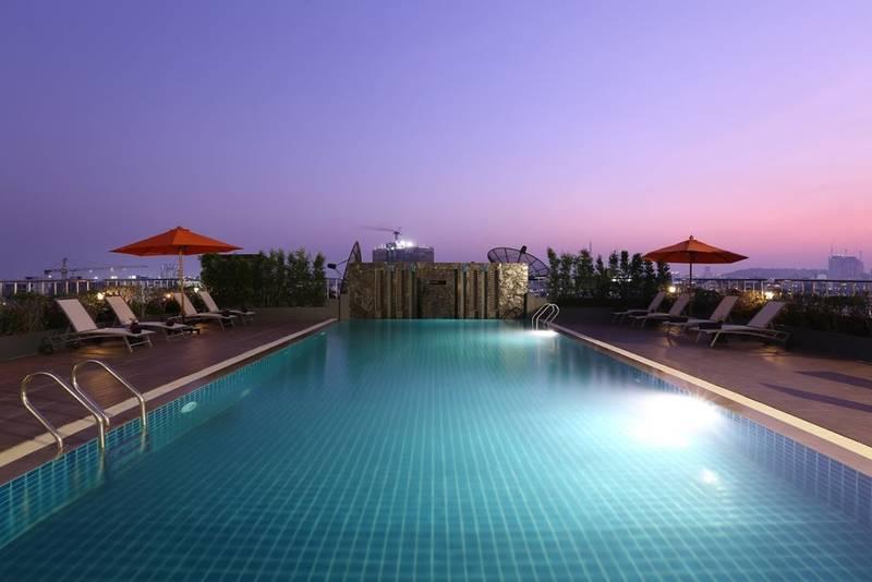 Adelphi Pattaya Hotel Екстериор снимка