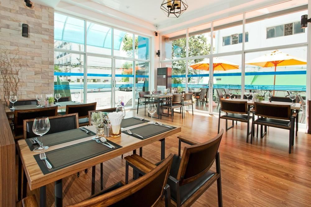 Adelphi Pattaya Hotel Екстериор снимка